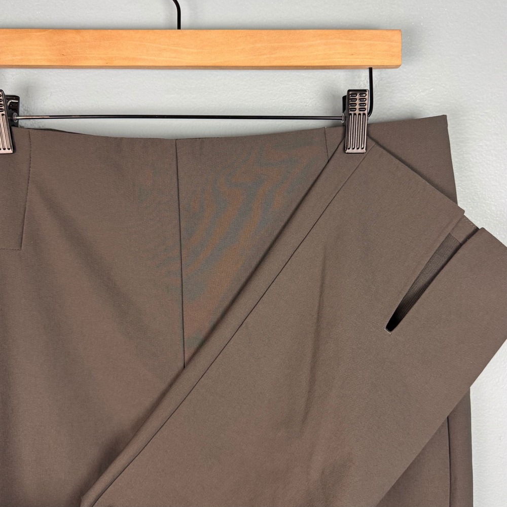 Athleta Wander Slim Straight Leg Crop 27" Pants Women's‎ 16 Gray Green Split Hem